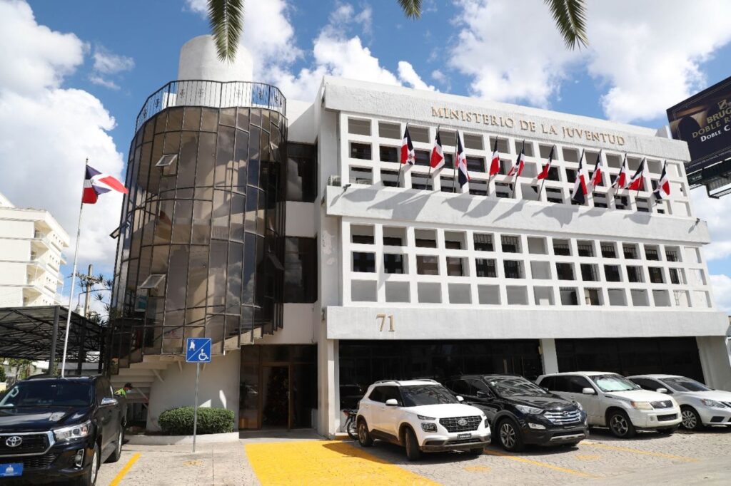 FUNAJIT OBTIENE LICENCIA DE HABILITACIÓN DEL MINISTERIO DE LA JUVENTUD